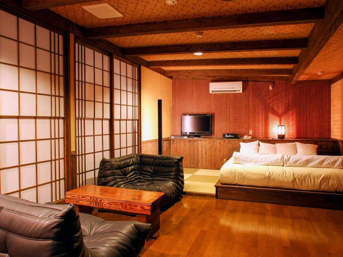 阿苏市 鹤屋旅馆酒店 外观 照片
